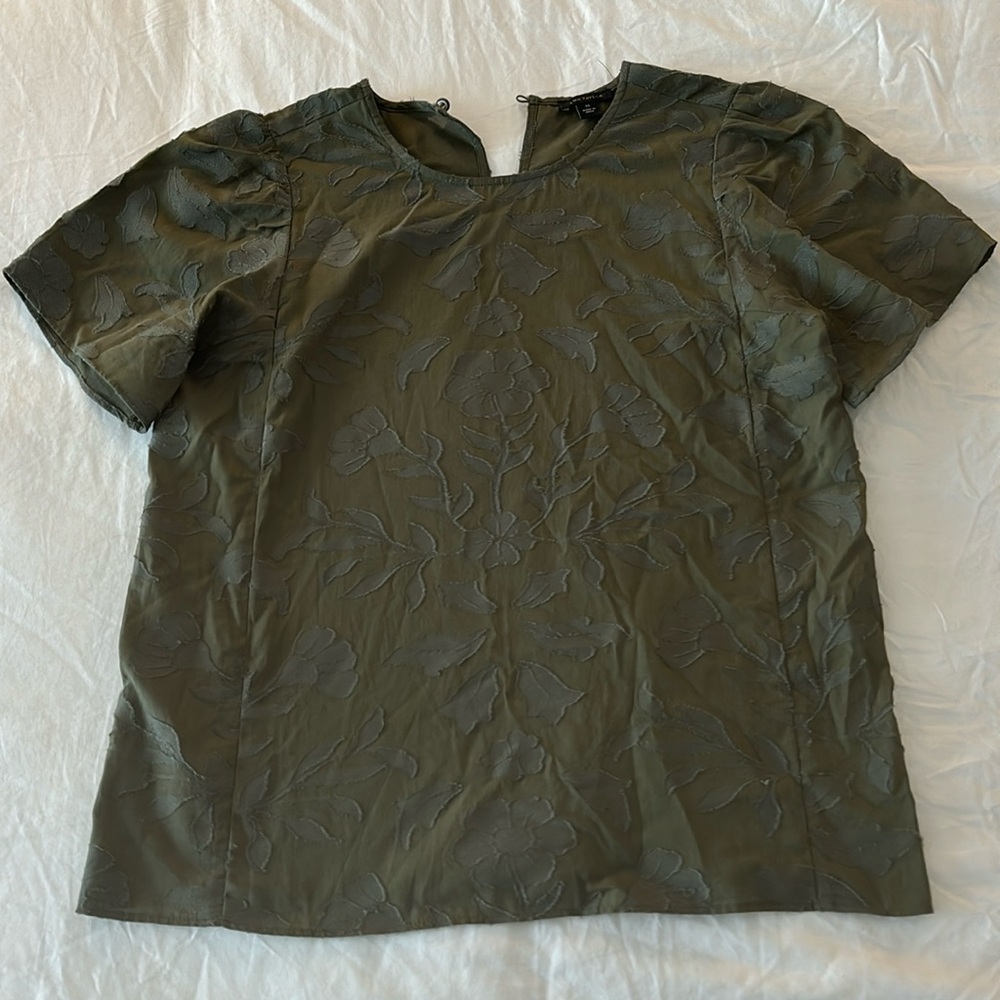Embroidered Ann Taylor cotton top